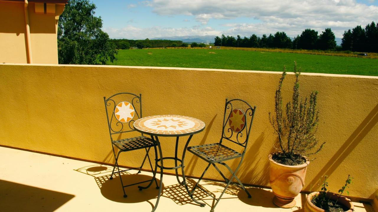 Tuscany Downs Estate Darfield Екстериор снимка